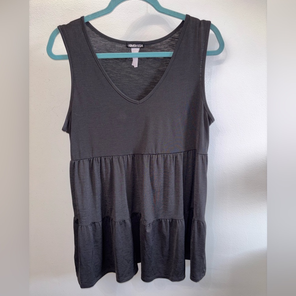 HEIMISH USA Black Sleeveless Tiered V-Neck Tank